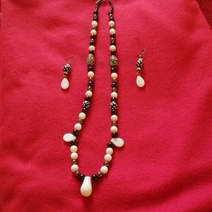 Necklace and earrings set
